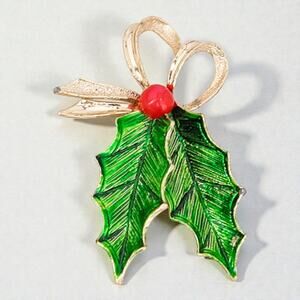 Vintage Gerry’s Christmas Holly Brooch Gold Tone Enamel Holiday Pin